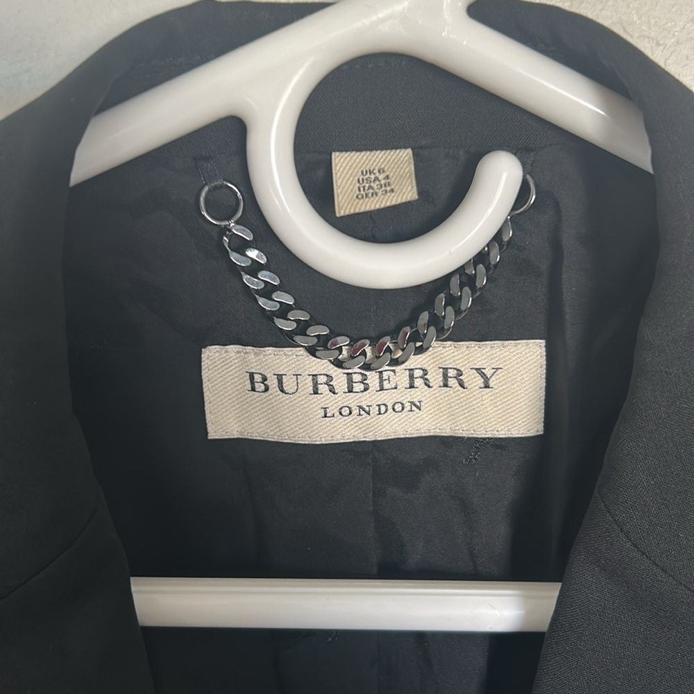 Burberry Classic Black Blazer - Picture 2 of 10